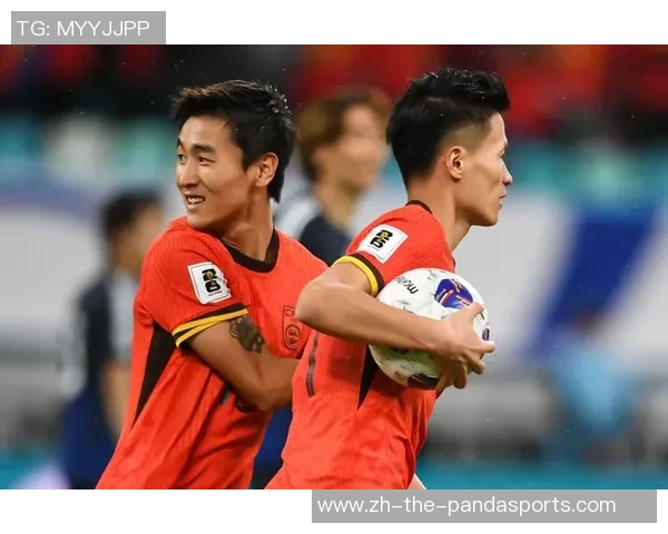 12月10日东亚杯中国队对阵日本队精彩直播全程回顾与分析